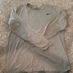 Nike Men's Heather Gray Long Sleeve Tee